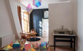 Aparthotel La Loge , Nuit Insolite Au Chateau De